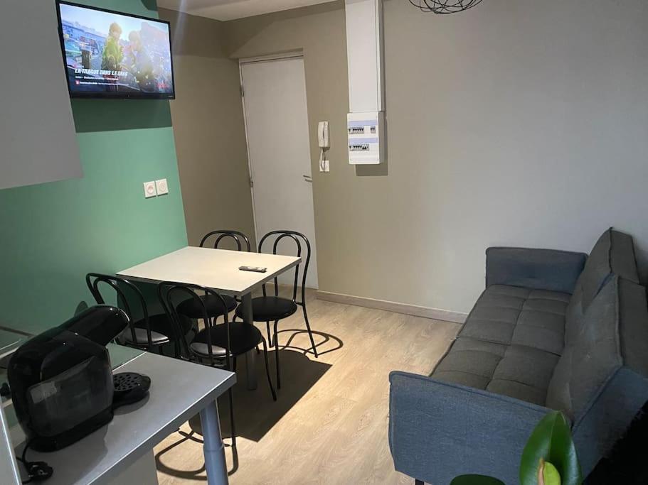 Appartement 4 - Hyper Centre - 1 A 4 Personnes ドゥエー エクステリア 写真